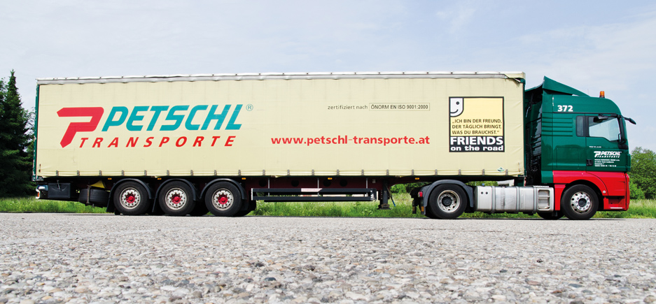 Petsch-Fuhrpark-Detail-Plane-Konvetionell-Tautliner-web